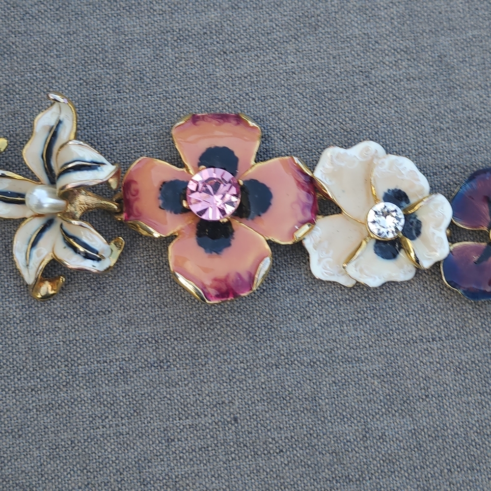 Vintage Kenneth Jay Lane KJL Signed Floral Link Bracelet - Pink & White Enamel - Picture 5 of 16